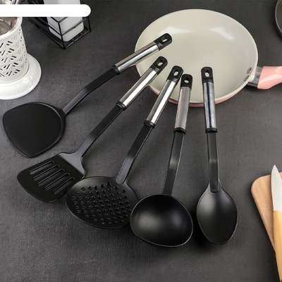 Кухонный утварь