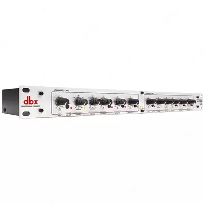 Кроссовер DBX 234
