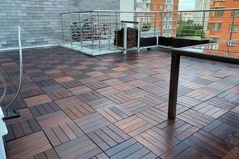 Садовый паркет из термоясеня