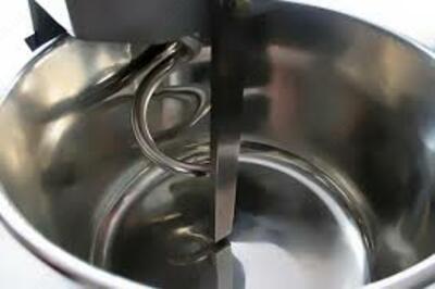 Машина тестомесильная МТ-25 ; МТ-25-01