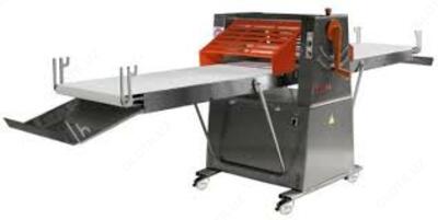 ТЕСТОРАСКАТОЧНАЯ МАШИНА С АВТОРЕВЕРСОМ "РОЛЛ-АВТО"