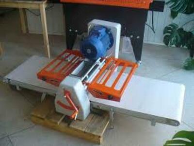 МАШИНА КУЛИНАРНАЯ ДЛЯ РАСКАТКИ ТЕСТА КРТ 80/500