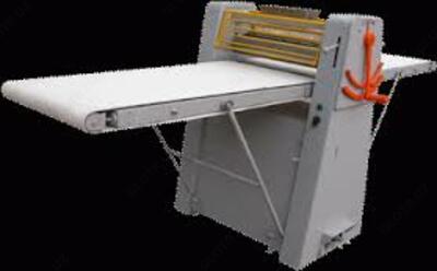 МАШИНА КУЛИНАРНАЯ ДЛЯ РАСКАТКИ ТЕСТА МНРТ 130/600