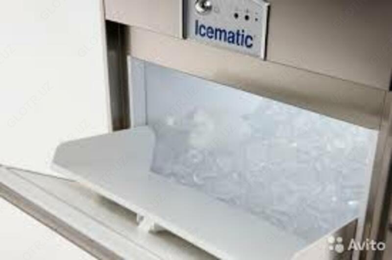 Muz ishlab chiqaruvchi ICEMATIC E25 W Italiya