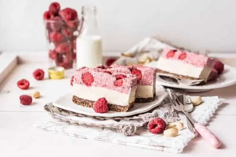  Toldirish  pardozlash va bezash aralashmalari - 