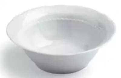 Diametri 20 sm va balandligi 7 sm bo'lgan Vecchio Vena oq rangdagi salat idishi (Italiya)