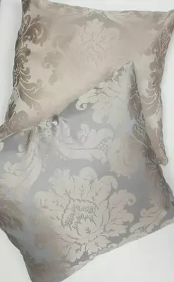 Dekorativ yostiq sumkasi