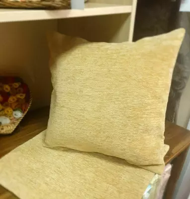 Dekorativ yostiq sumkasi