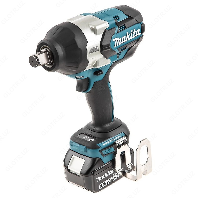 Аккумуляторный ударный гайковерт Makita DTW1001RTJ