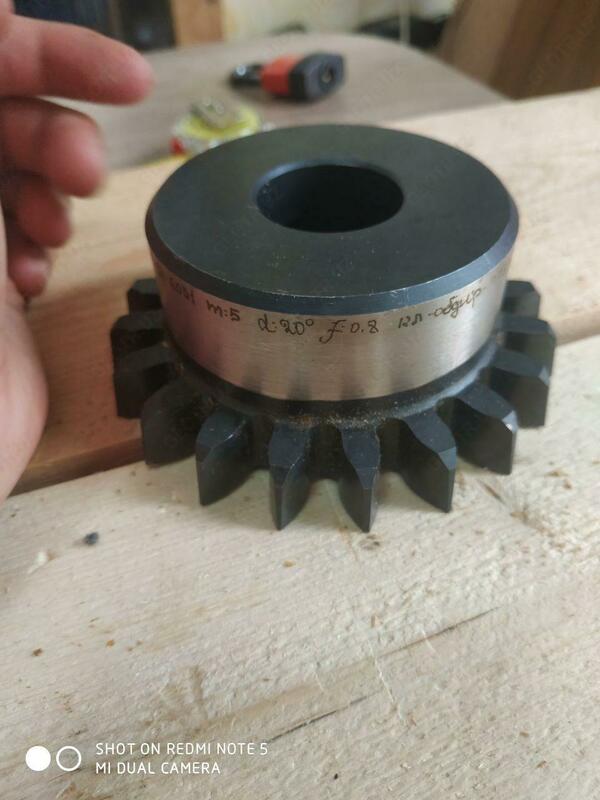 Долбяк чашечный М5 Z=20 Р6М5