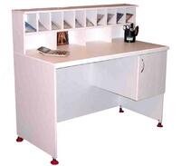 Стол поста медсестры