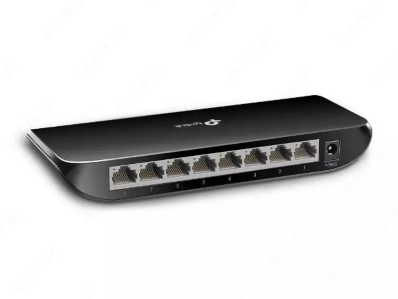   Kommutator TP-LINK TL-SG1008D 8-port Desktop Gigabit Switch  8 10/100 / 1000m RJ45 portlari