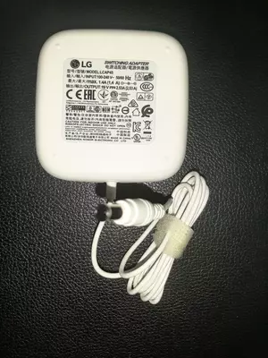 LG Блок питания 19v2.53a