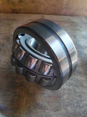 Роликовые радиальные сферические подшипники серии 22313