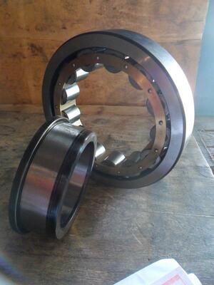 Радиальные роликовые подшипники серии NJ322 \ 42322