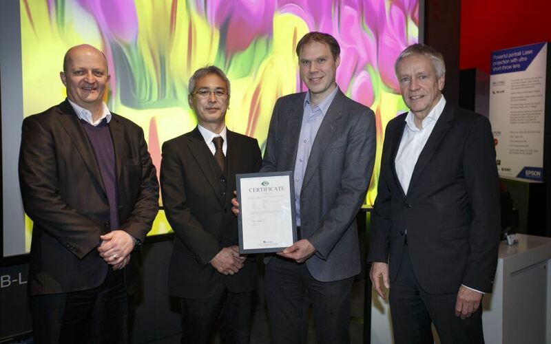 45 проекторов Epson получили международный сертификат TCO