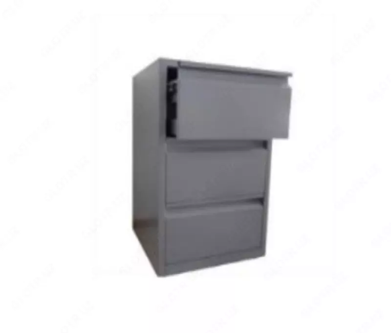 Шкаф металлический крашенный 500х600х1326