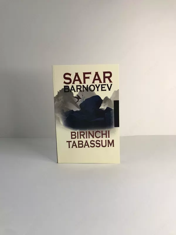 Birinchi tabassum kitobi Safar Barnoev