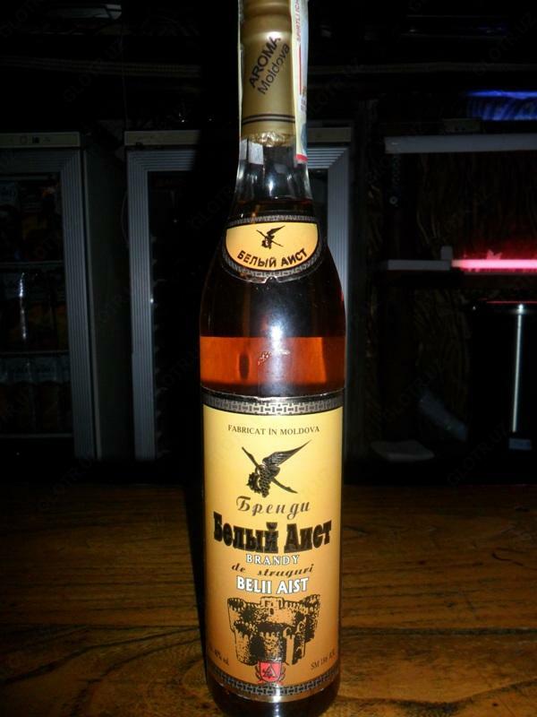 Белый Аист (коньяк Молдовский)