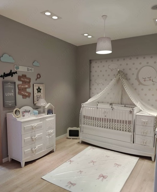 Almiladan yangi tug'ilgan chaqaloqlar uchun "Spotty" konvertatsiya qilinadigan to'shak, (Turkiya).