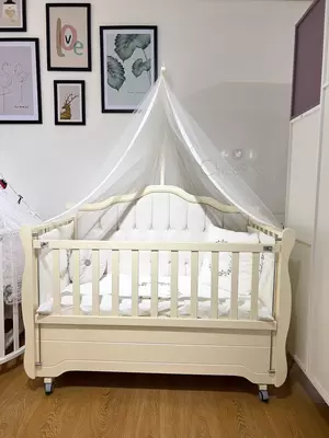 Качающаяся роскошная кроватка Paris (Турция)