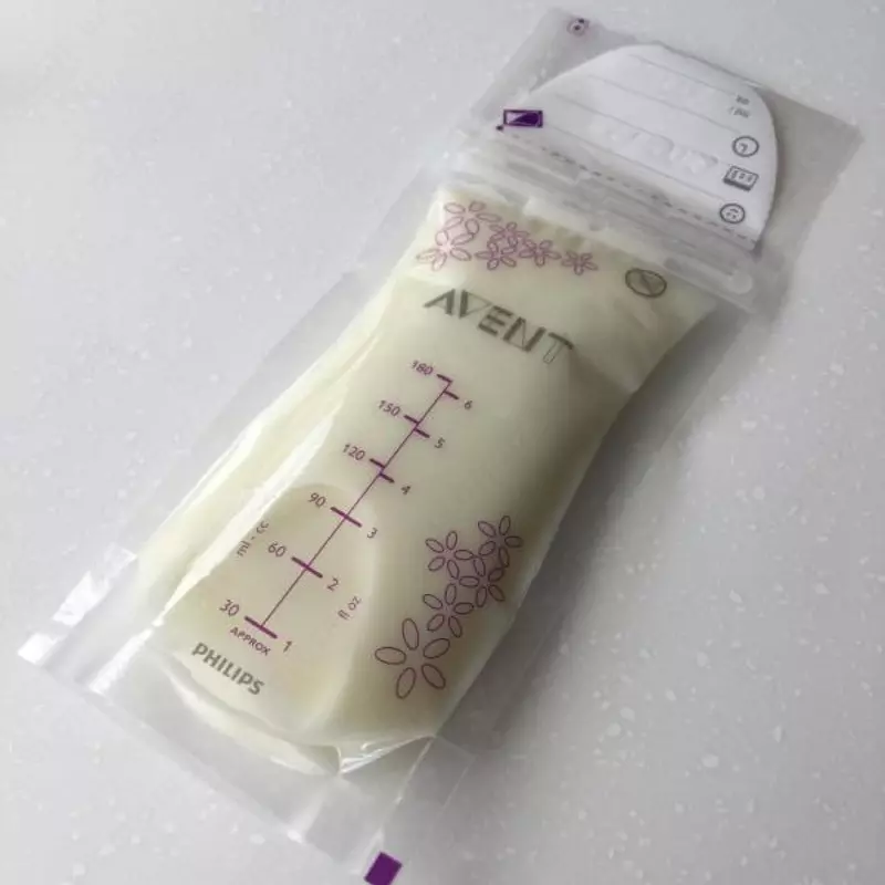Ona sutini saqlash va muzlatish uchun Philips AVENT sumkalari
