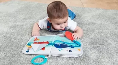 Kichkintoylar uchun Tiny Love o'yinchoq kitobi