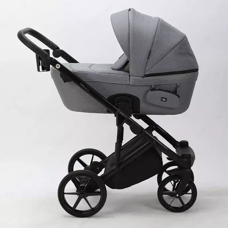 ADAMEX tomonidan lumi Air aravachasi, 1 da 3, Polsha