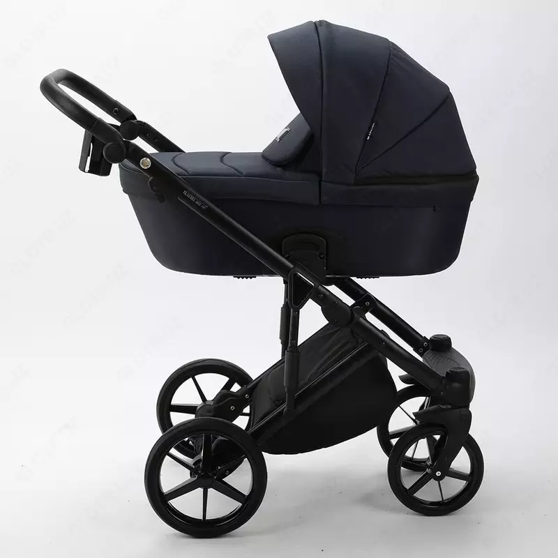 ADAMEX tomonidan lumi Air aravachasi, 1 da 3, Polsha