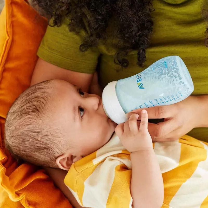 Philips Avent natural shisha to'plami, 2x125ml, 2x260ml, cho'tka va so'rg'ich 6 dona.