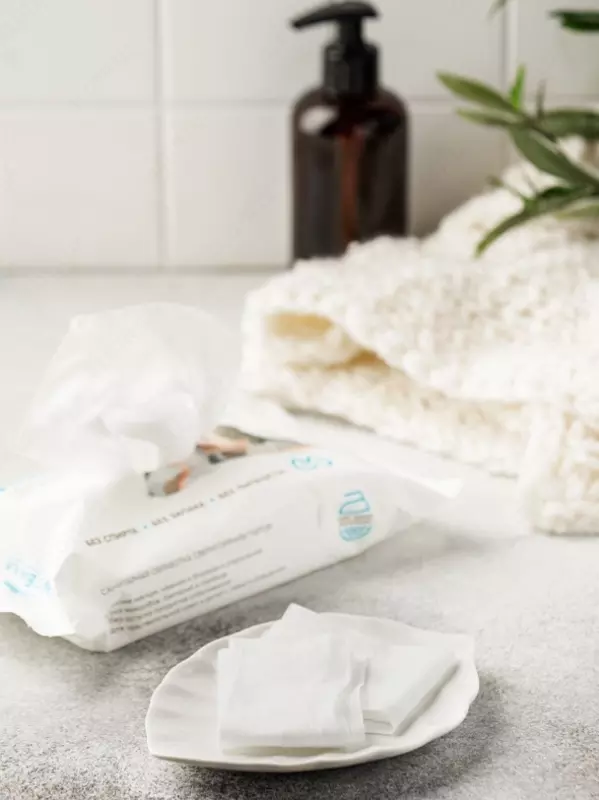 Влажные салфетки LOVULAR HOT WIND, 64 ШТ.