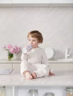 Happy baby kiyim pinli ichimlik idishi, 360 ml. (Buyuk Britaniya)