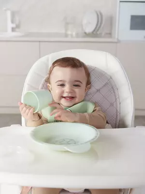 Happy Baby bolalar uchun idishlar to'plami, 12 m+ (Buyuk Britaniya)