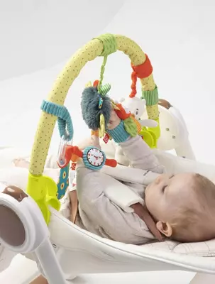 O'yinchoqlar bilan yoy Happy baby quvnoq Slayd, 0+ (Buyuk Britaniya)