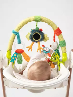 O'yinchoqlar bilan yoy Happy baby quvnoq Slayd, 0+ (Buyuk Britaniya)