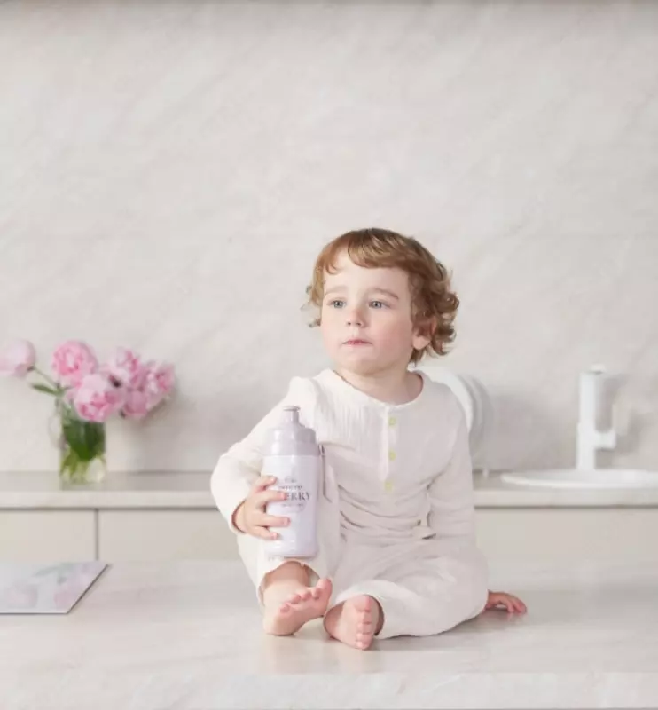 Поильник для кормления с прищепкой , 360мл.12м+ Happy baby (Великобритания)