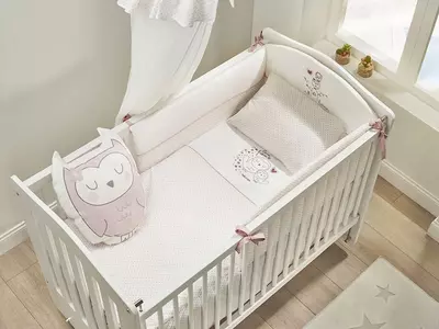 Almila Mia choyshablar to'plami va yon tomonlari (Turkiya)