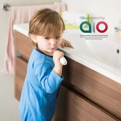 Nuvita Sonic Clean&Care elektr tish cho'tkasi (3 oy - 5 yil) Italiya