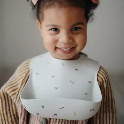 Mushie silikon dinosaurs bib