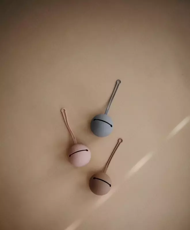 Mushie Контейнер (футляр) для пустышек