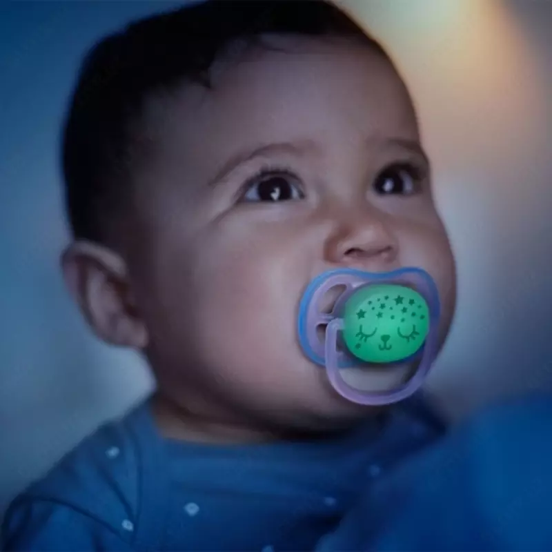 AVENT Пустышка ночная серии Ultra Air 0-6 мес.