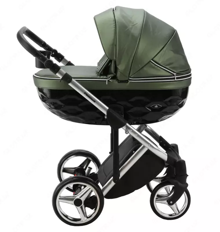 Коляска Adamex Chantal 3 в 1 (Польша) C121