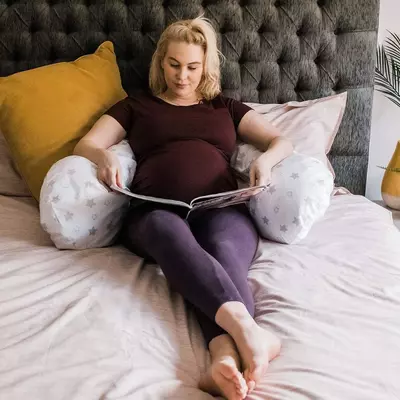 Tommee Tippee homilador/emizikli onalar uchun yostiq