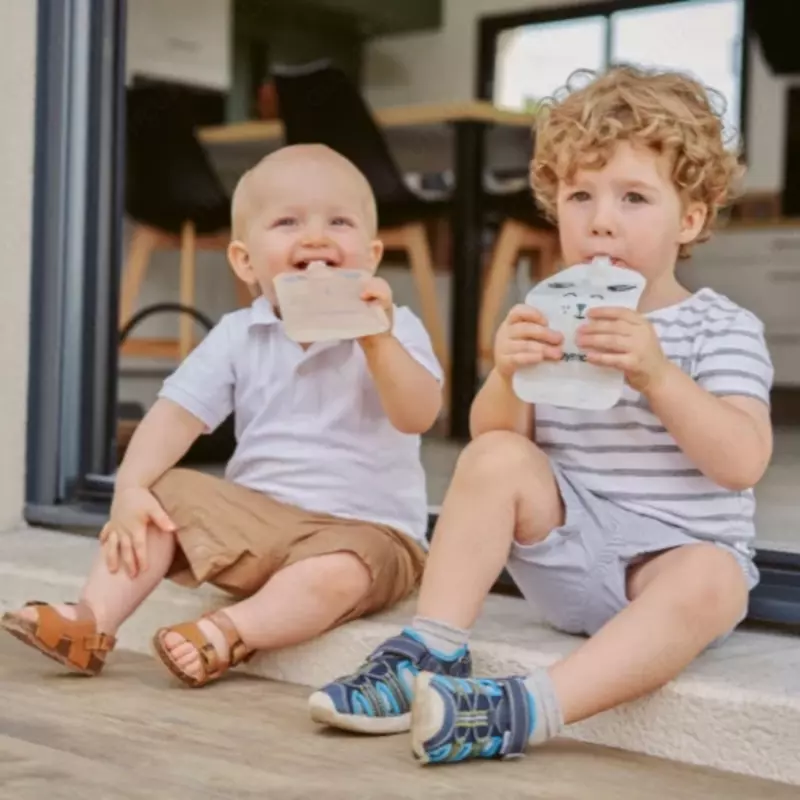 Babymoov saqlash va saqlash sumkasida 150 ml (20 dona)mavjud