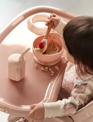 Набор посуды для детей: миска на присоске и ложка (light pink, 15064)