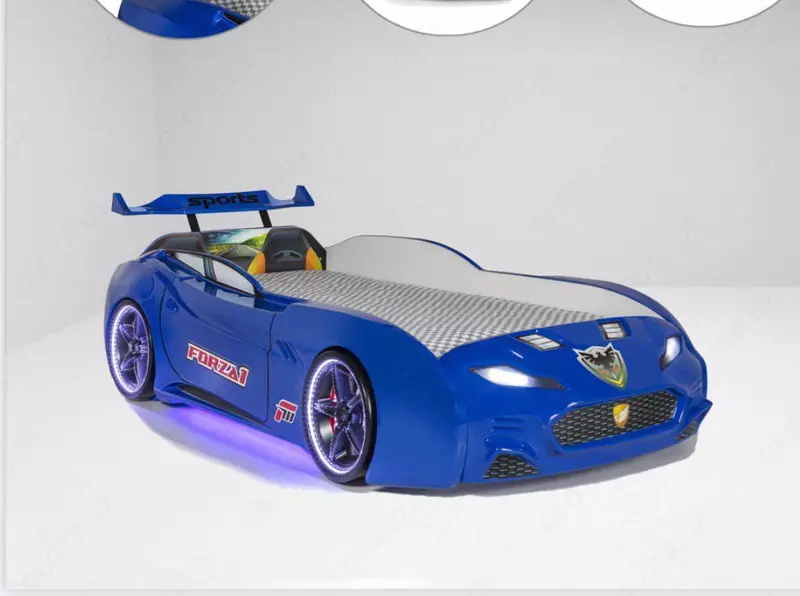 Детская кровать-машина