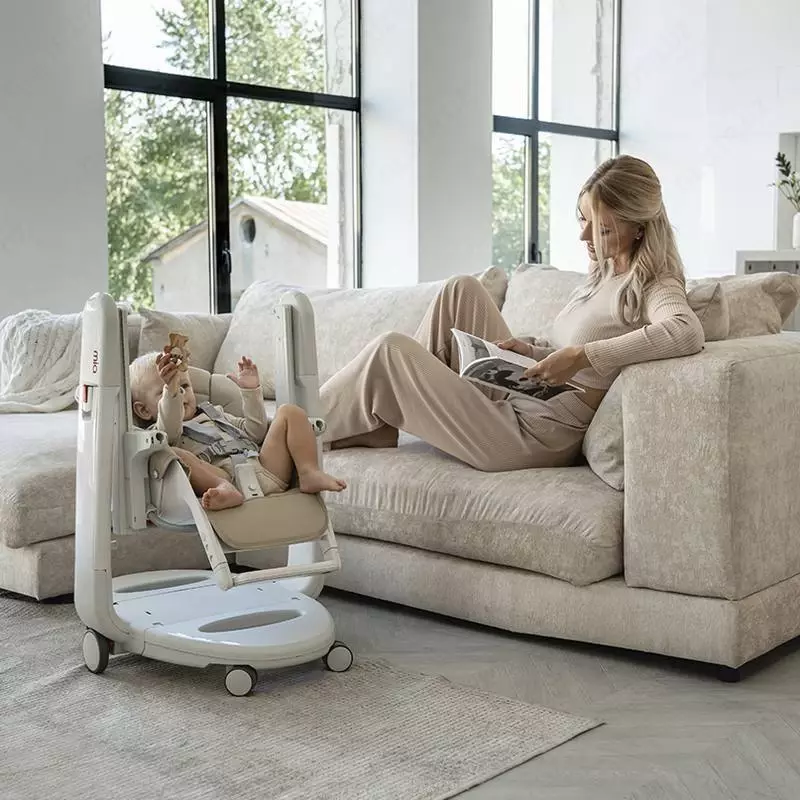 Стульчик для кормления Peg Perego Tatamia Follow Me Latte 🆕