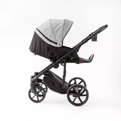 Детская коляска 2-в-1 "Adamex" Locco Light Deluxe LL-SA3 (Польша) Светло-серая/черная