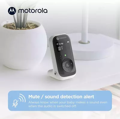 Motorola AM 24 chaqaloq monitori yuqori sezgir mikrofon va ota-ona blokidagi batareyaga ega