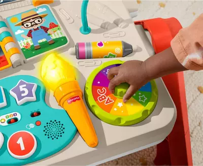   Игровой столик и мольберт Fisher-Price 4в1